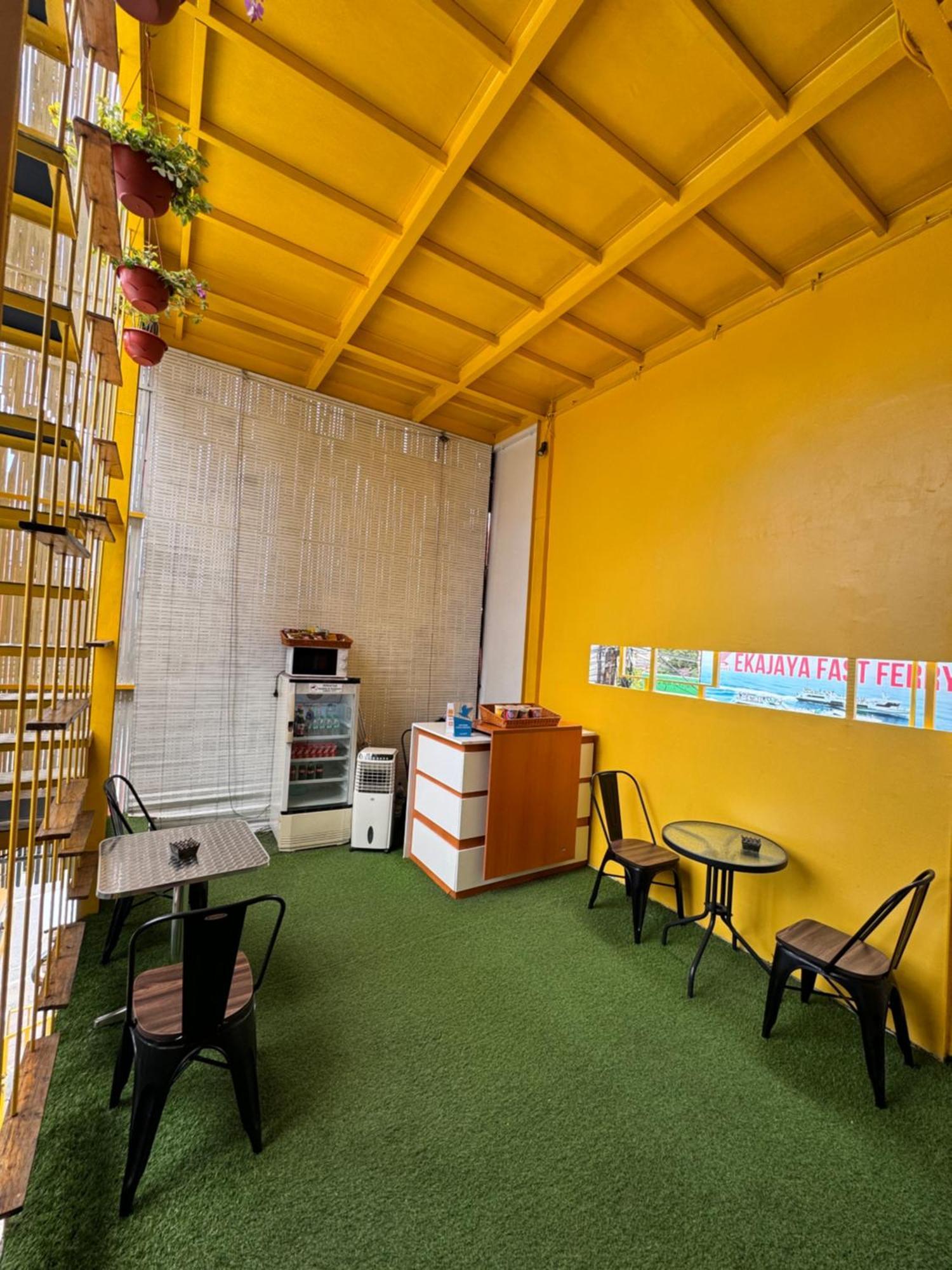 Capsule Inn Bali Legian Exterior foto