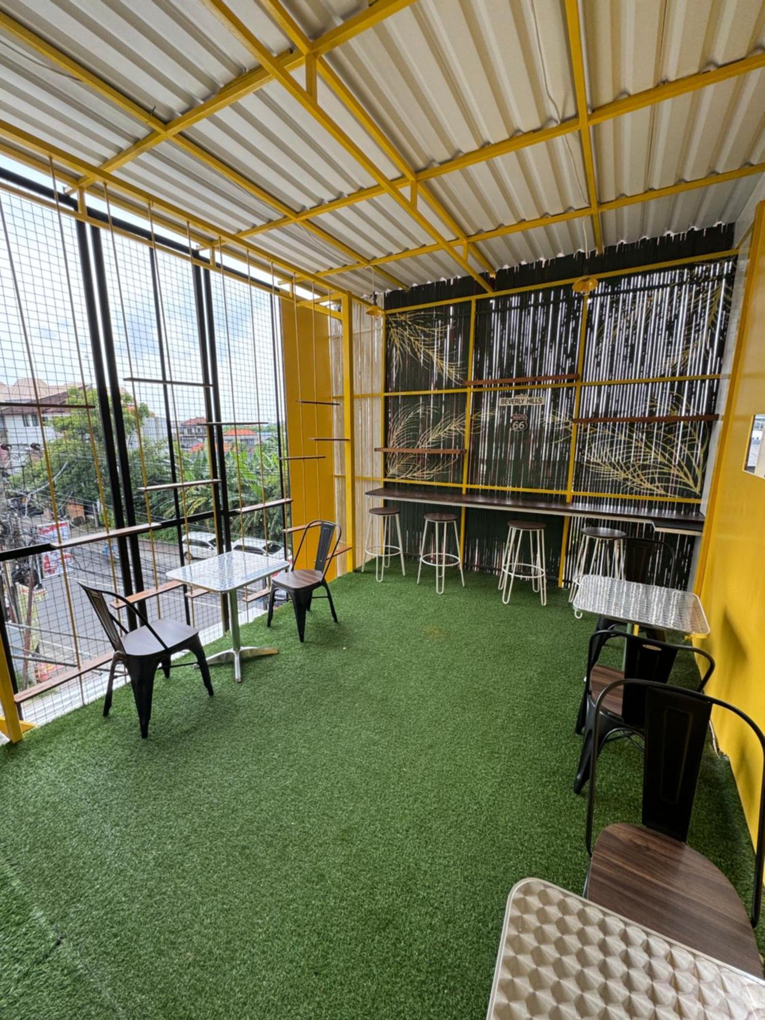 Capsule Inn Bali Legian Exterior foto
